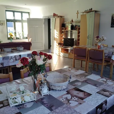 Homestay Gaestehaus Ejs E V *